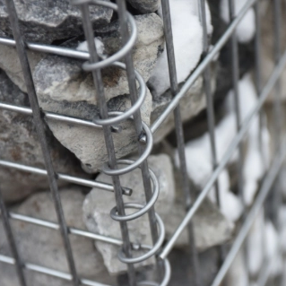 Hot-Dip Galvanized Welded Gabion Cages: Wire Mesh Structures for Retaining Walls, River Bank Protection, and Landscape Stone Walls