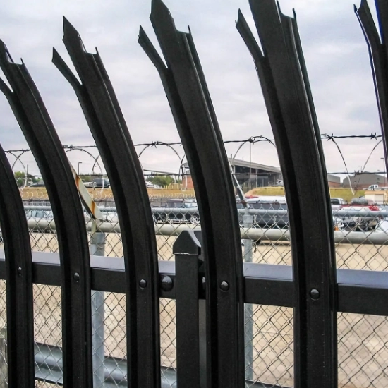 Customizable Low Carbon Steel Palisade Fencing