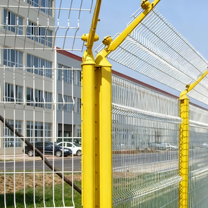 Complete 3D Fence System with Peach Posts