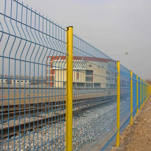 Wire Mesh Fence Peach Shape Post Bending Fence