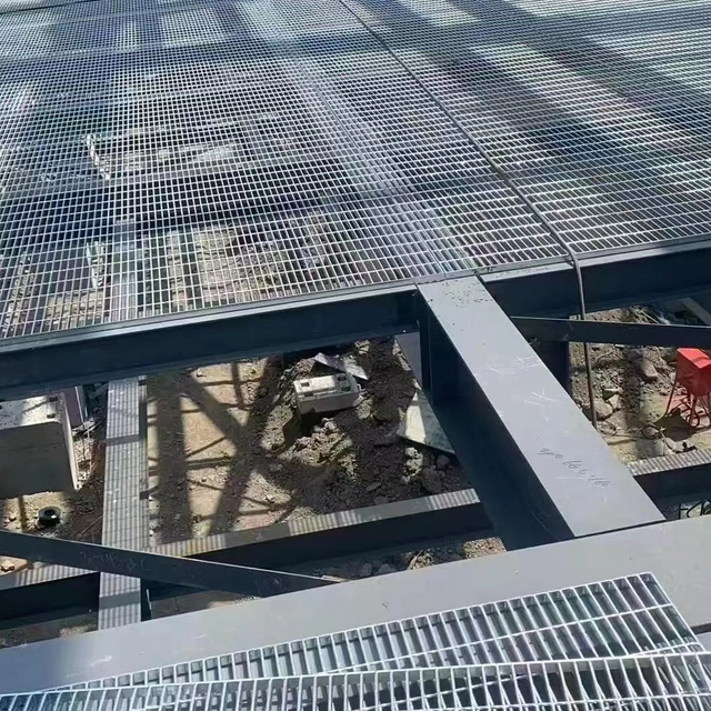 Hot-Dip Galvanized Steel Grating