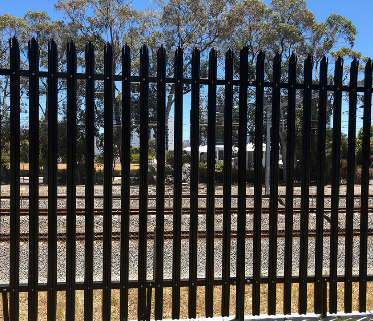 Palisade Fence