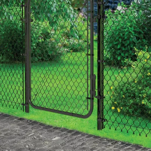 Easy-to-install chain-link fence for warehouses